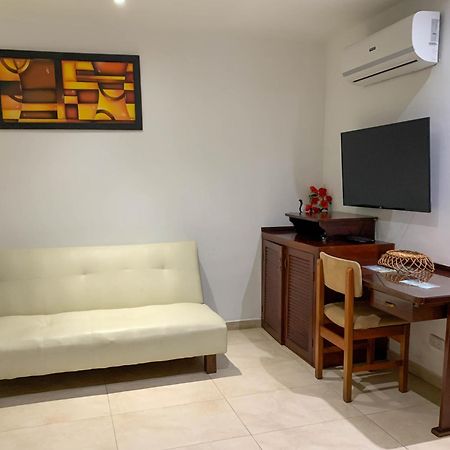 Hotel Coral Reef Cartagena Exterior photo